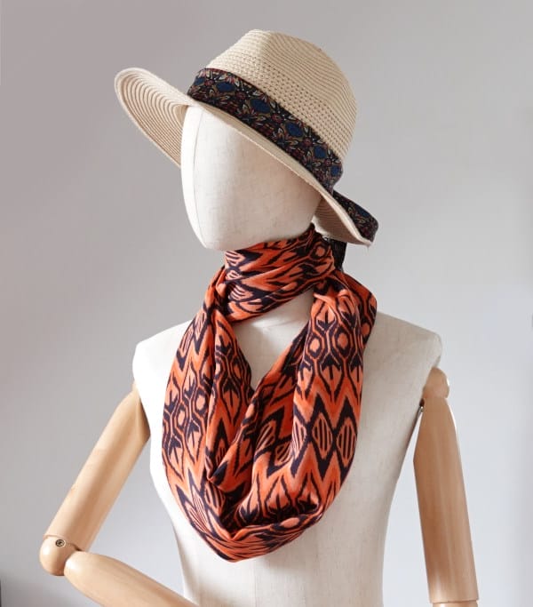foulard en soie orange