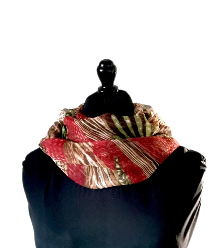 foulard en soie mousseline rouge et kaki